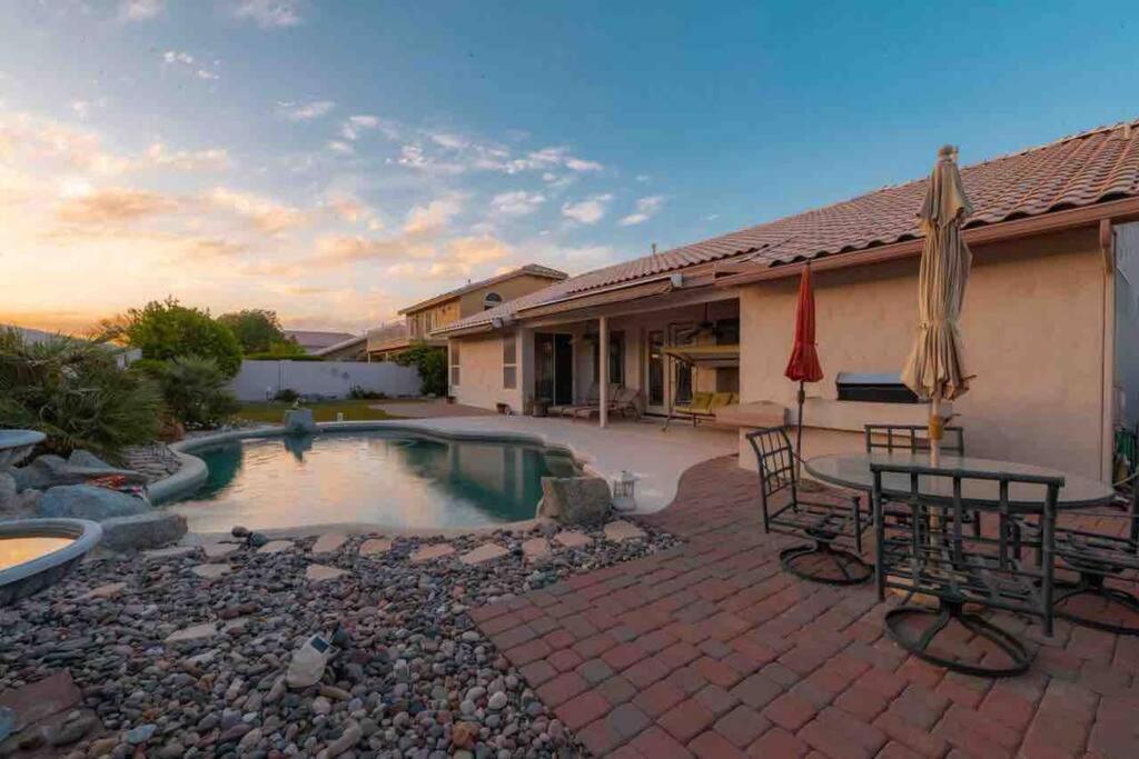 Вилла Mountain View Hide Away With Heated Pool Феникс Экстерьер фото